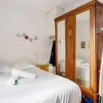 Typical And Charming Flat 5 Min To Montmartre In Paris - Welkeys