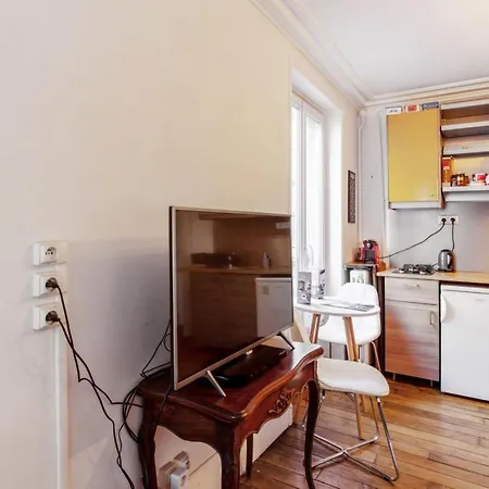Appartamento Typical And Charming Flat 5 Min To Montmartre In - Welkeys *